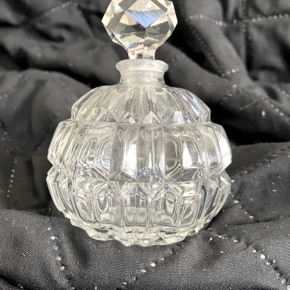 Vintage Cut Glass Perfume Bottle - Picture 2 of 7